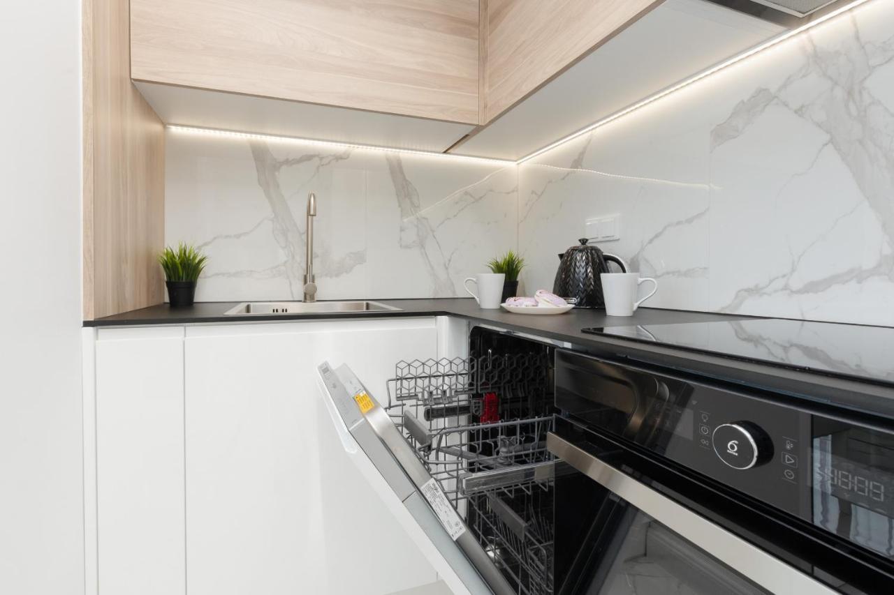 Cosy Apartment On Wola Goleszowska By Noclegi Renters Warsawa Bagian luar foto